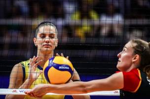 Brasil x Alemanha em jogo na primeira fase da VNL (Foto: Divulgação / FIVB)