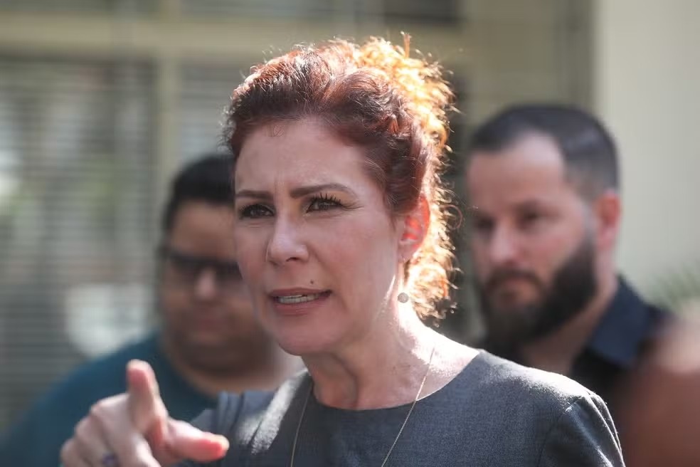 Deputada federal Carla Zambelli (PL-SP) durante uma coletiva de imprensa na sede de seu partido no bairro de Moema, na zona sul da cidade de São Paulo