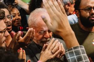 Longa revela o crescimento da influência de líderes evangélicos na política brasileira (Foto: Divulgação / Netflix)