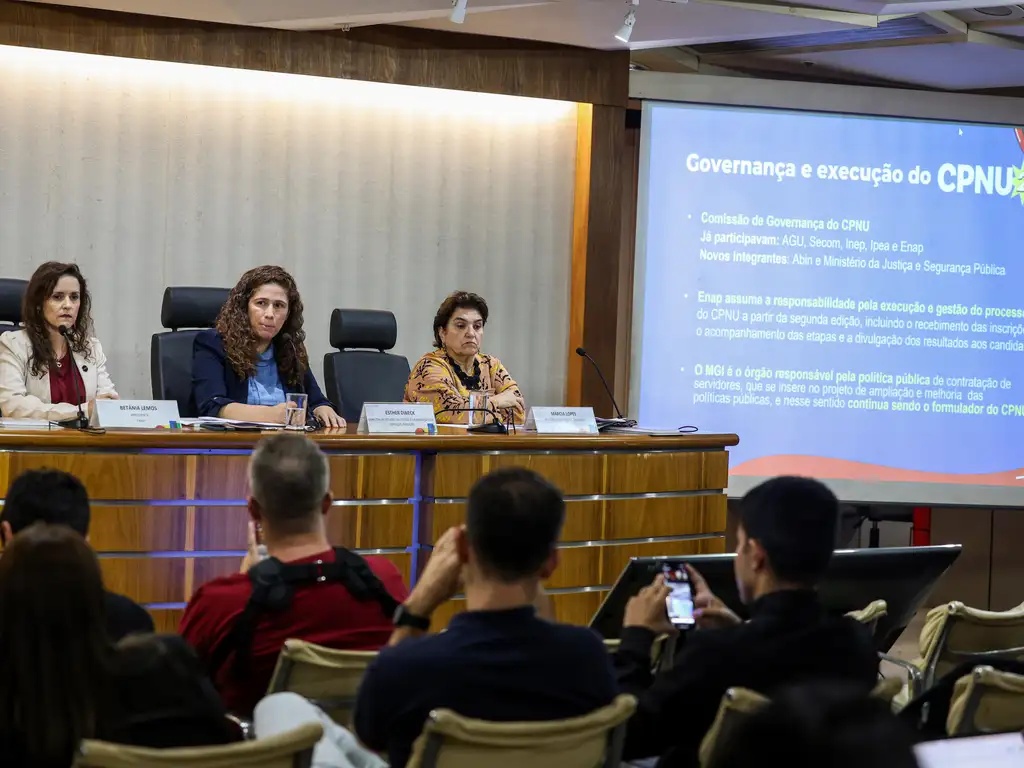 Ministra da Gestão apresenta detalhes da nova edição do Concurso Público Nacional Unificado.