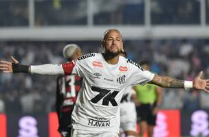 Neymar garante vitória do Santos contra o Flamengo (Foto: Jota Erre/AGIF)