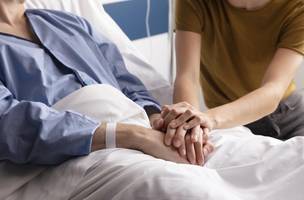 Pacientes sem planos de saúde poderão ser atendidos em hospitais particulares (Foto: Freepik)
