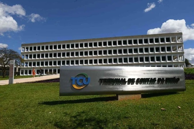 Parlamentares pedem ao TCU medida cautelar para retomar ações contra fila de espera