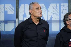 Tite em Grêmio x Flamengo (Foto: Maxi Franzoi/AGIF)