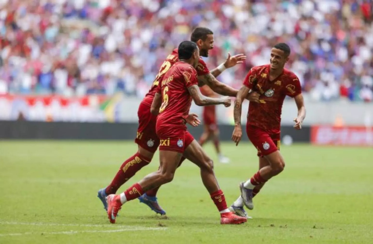Bahia vence o Santos com gol de Luciano Juba e avança na tabela.