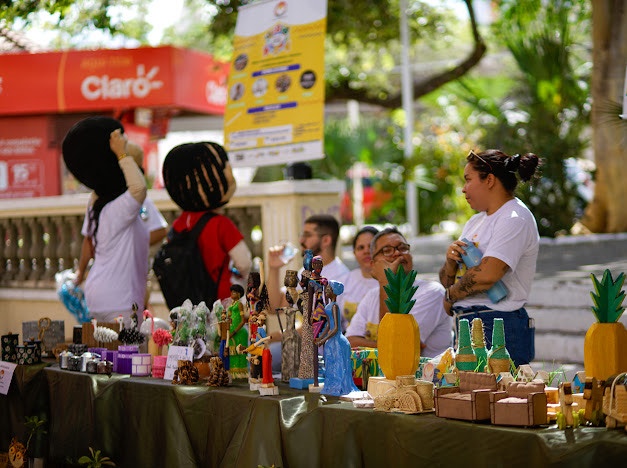 Feira na Praça