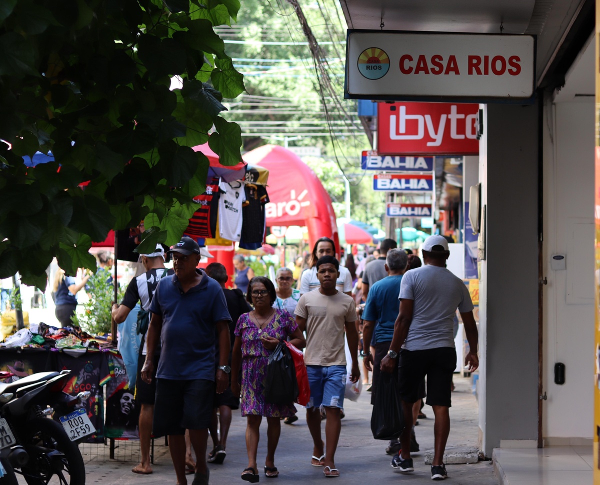 Funcionamento do comércio no dia dos pais