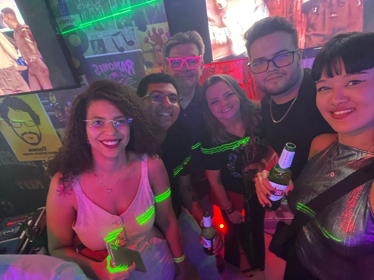 João Neto e convidados na Máquina do Tempo