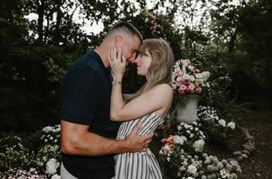 Taylor Swift e Travis Kelce anunciam noivado (Foto: Reprodução/Instagram)