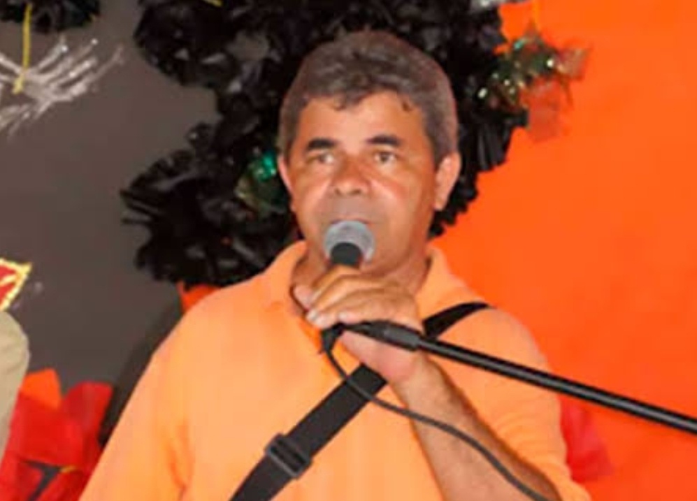 William Melo Soares, poeta piauiense