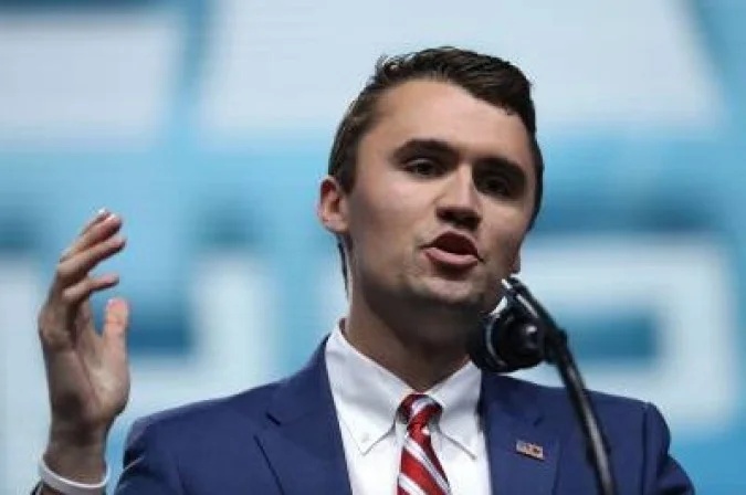 Kirk defendia porte de armas como "direito dado por Deus"