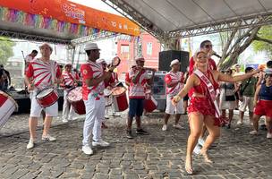 Carnaval e futebol dividem a Praça Pedro II em domingo de programação cultural (Foto: Secult)