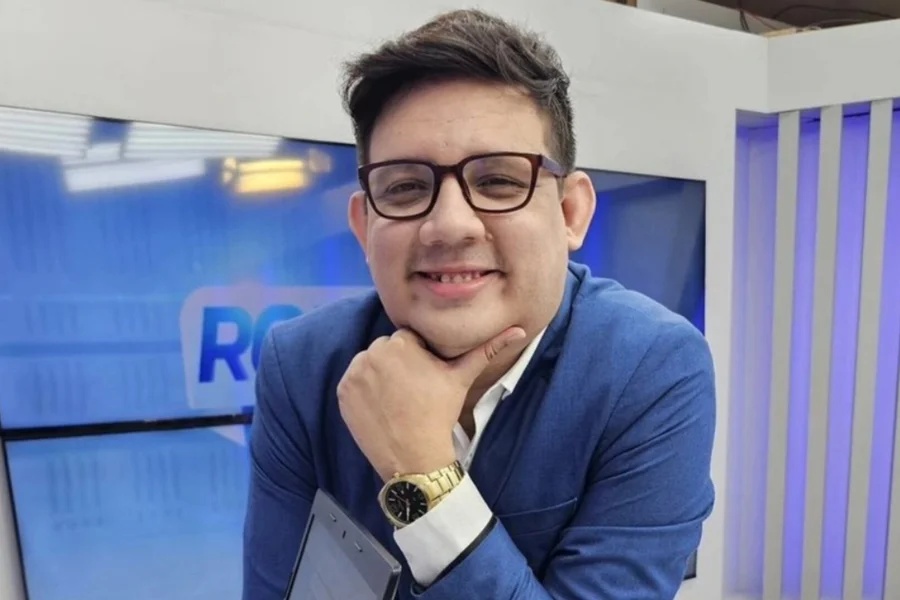 Erlan Bastos, jornalista e apresentador