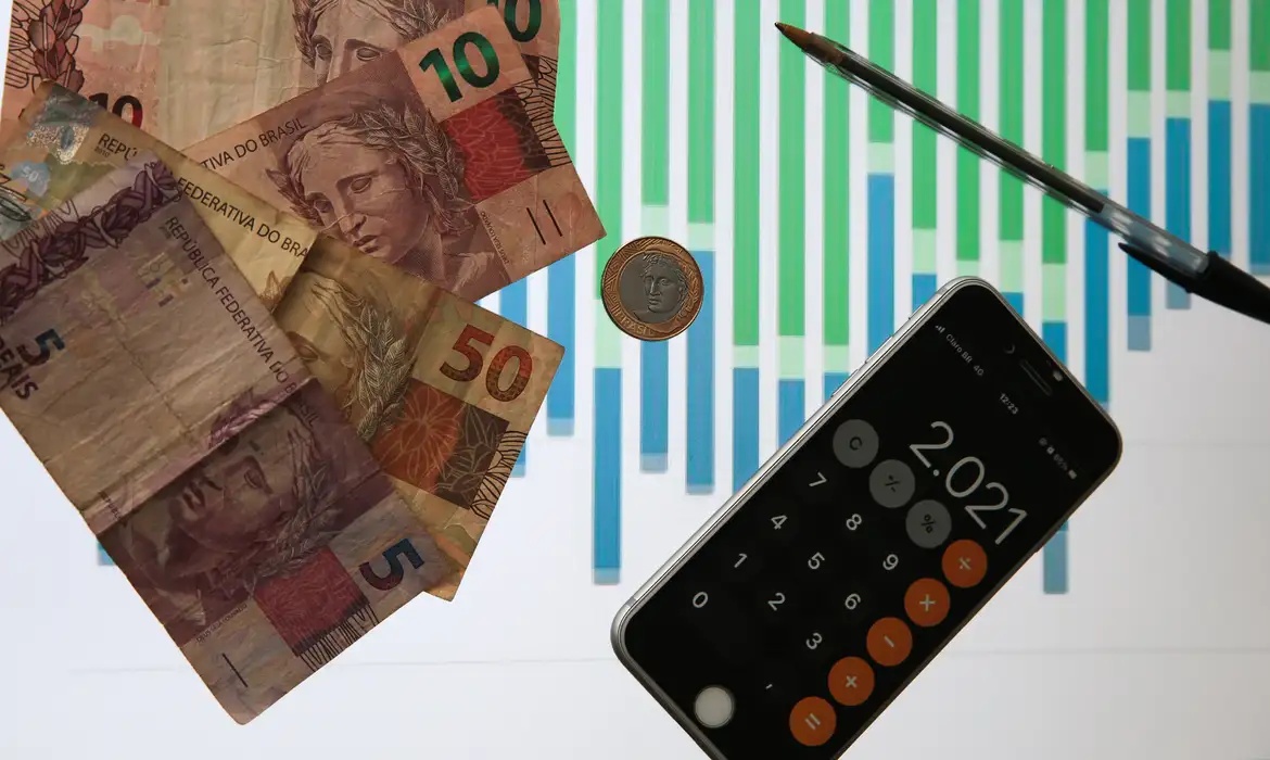 Exportações de serviços do Brasil batem recorde de US$ 51,8 bilhões