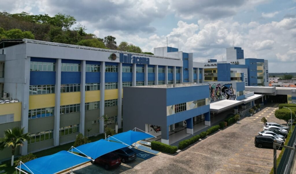 Justiça afasta restrição do MEC e amplia vagas de Medicina em Caxias