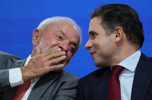 Lula busca apoio de Hugo Motta para destravar projeto contra escala 6x1 (Foto: Reprodução)