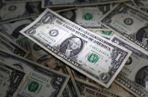 Notas de dólar (Foto: 10/03/2023REUTERS/Dado Ruvic/Imagem ilustrativa)
