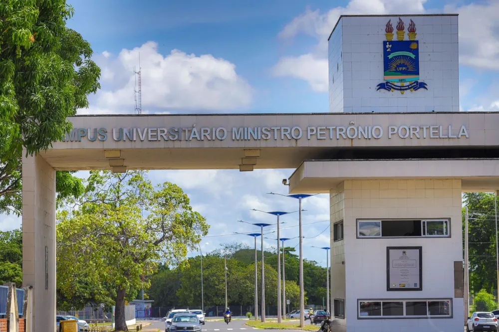 UFPI adotará pagamento de bolsas exclusivamente via PIX a partir de março