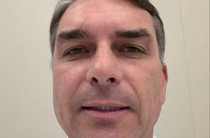 Flávio Bolsonaro desafiou Lula em vídeo no Instagram (Foto: Reprodução/Instagram)