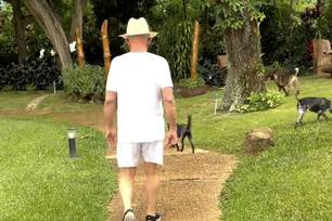 Crônica: "Deixe-me ir, preciso andar..."