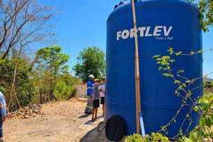 Reservatório de 30 mil litros reforça abastecimento na zona rural de Teresina