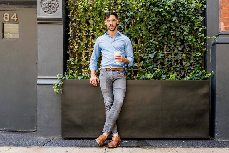 Combinações sofisticadas para o guarda-roupa casual masculino