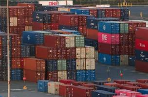 EUA iniciam cobrança global de 10% sobre produtos estrangeiros (Foto: Charly Triballeau/AFP)