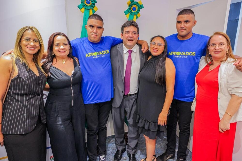 Gêmeos no espectro celebram ingresso no Sisu em meio a avanços da educação pública