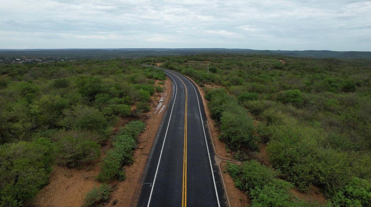 Governo conclui recuperação da PI-264 e melhora acesso a Tamboril do Piauí