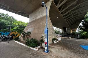 Governo instala totem com botão de emergência na Ponte Estaiada (Foto: SSP-PI)