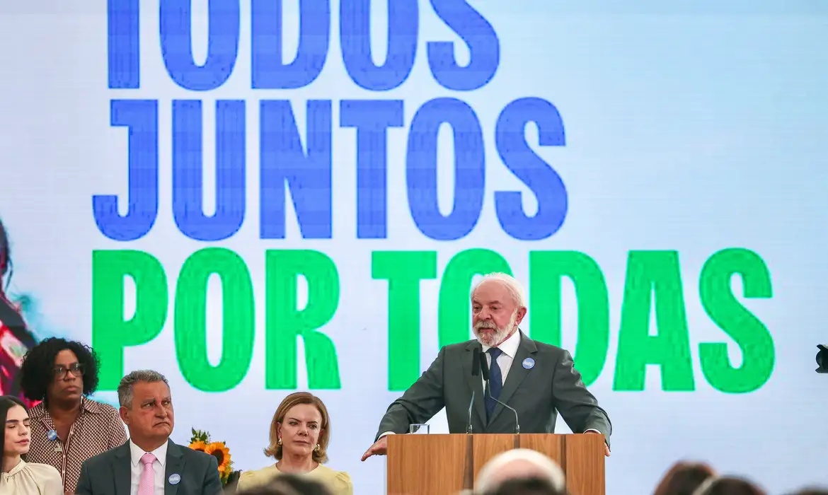 Lula lança pacto nacional e cobra engajamento dos homens contra o feminicídio