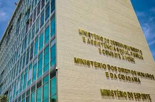 Ministérios criticam absolvição em caso de menina de 12 anos (Foto: Rafa Neddermeyer/Agência Brasil)