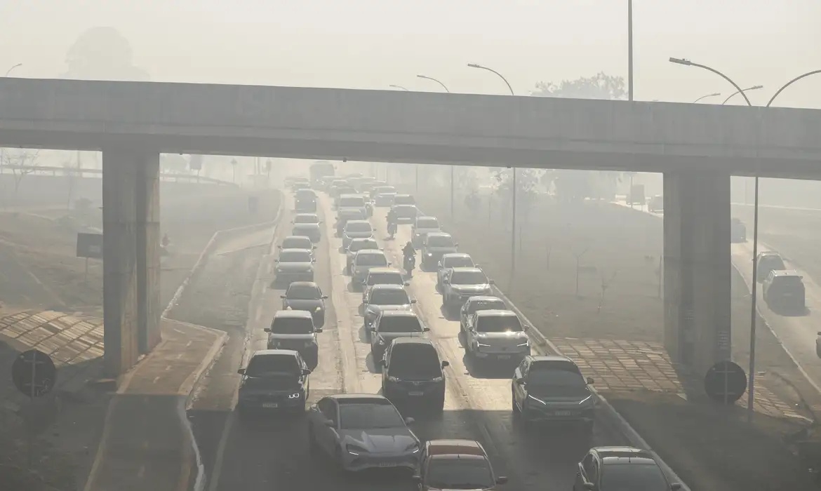 Poluição do ar avança no país e fica acima do padrão internacional