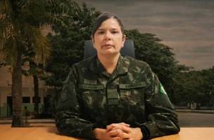 Primeira mulher general (Foto: Exército)
