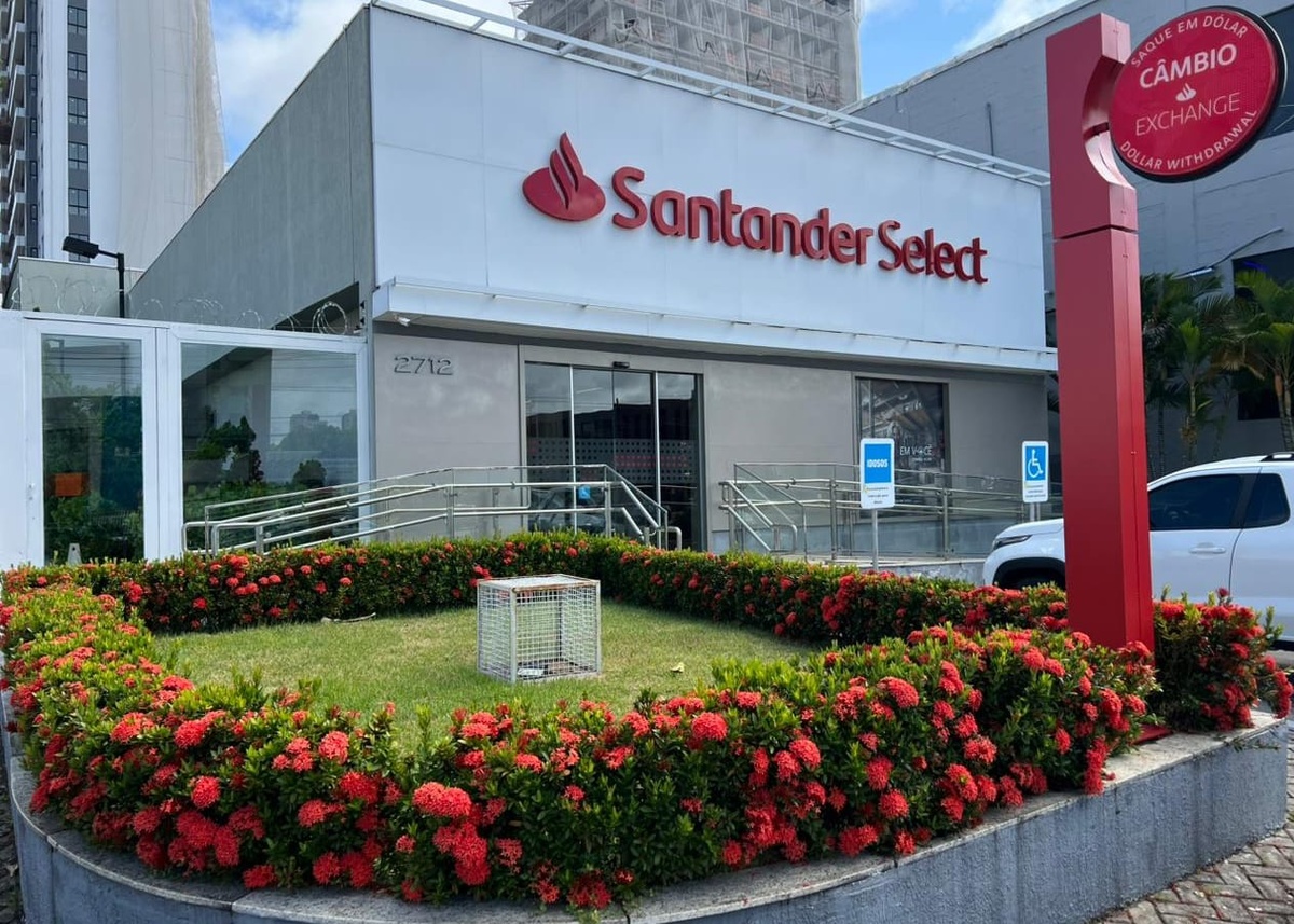 Santander abre vagas no Piauí para especialistas em seguros e consórcios