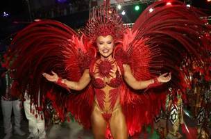 Virginia estreia como rainha de bateria da Grande Rio na Marquês de Sapucaí (Foto: Dilson Silva / AgNews)