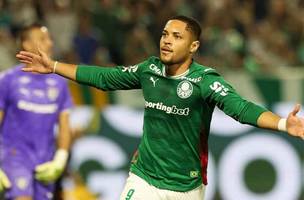 Vitor Roque comemora gol sobre o Fluminense (Foto: Cesar Greco/Palmeiras/by Canon)