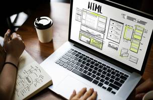 Web design online (Foto: Freepik)