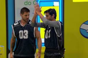 Alberto Cowboy e Jonas Sulzbach vencem prova de resistência no BBB 26. (Foto: Reprodução/Globo)