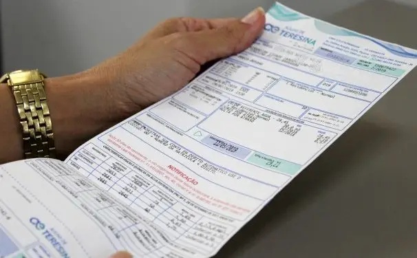 Benefício pode reduzir em até 50% o valor da conta de água para famílias de baixa renda.