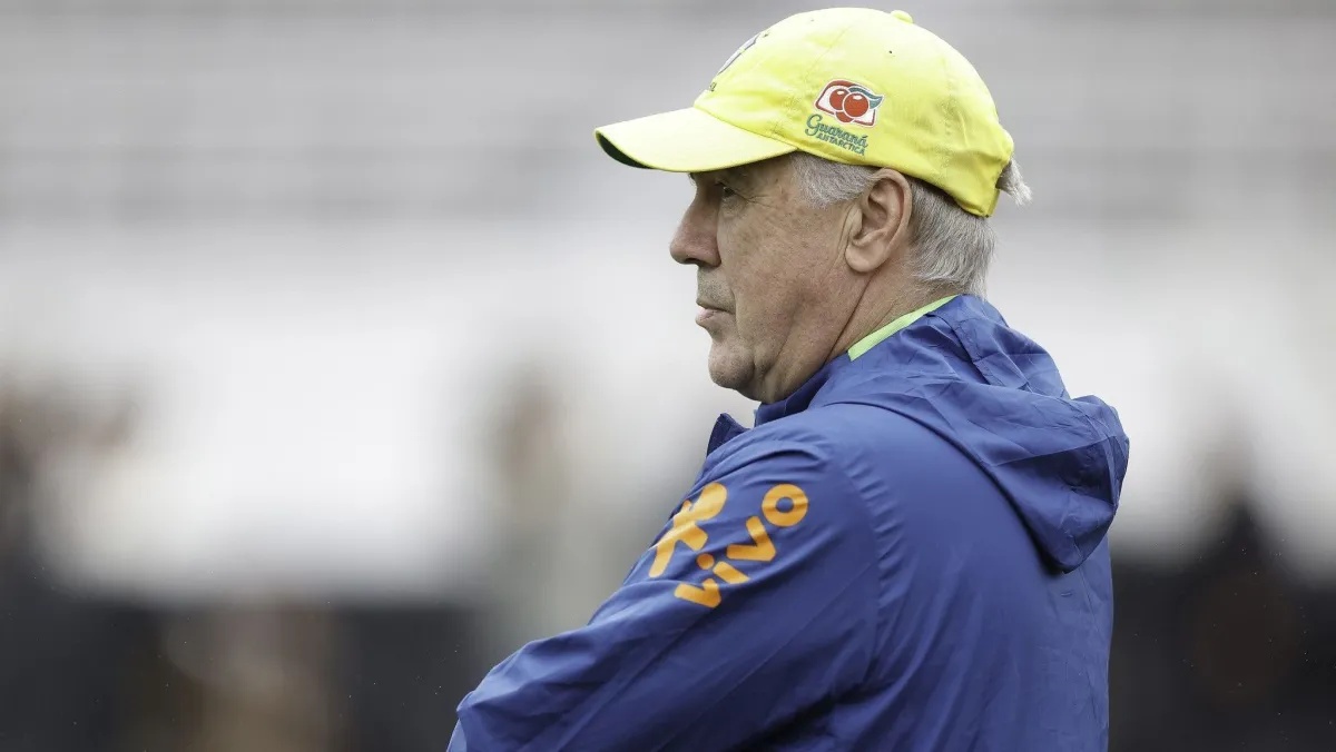Carlo Ancelotti comanda treino da Seleção Brasileira