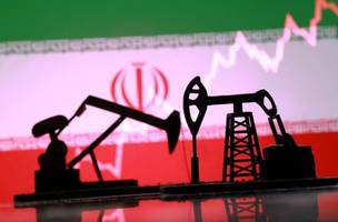 Ilustração mostra instalações de exploração de petróleo, bandeira do Irã e gráficos do mercado financeiro (Foto: Reuters/Dado Ruvic/Illustration)