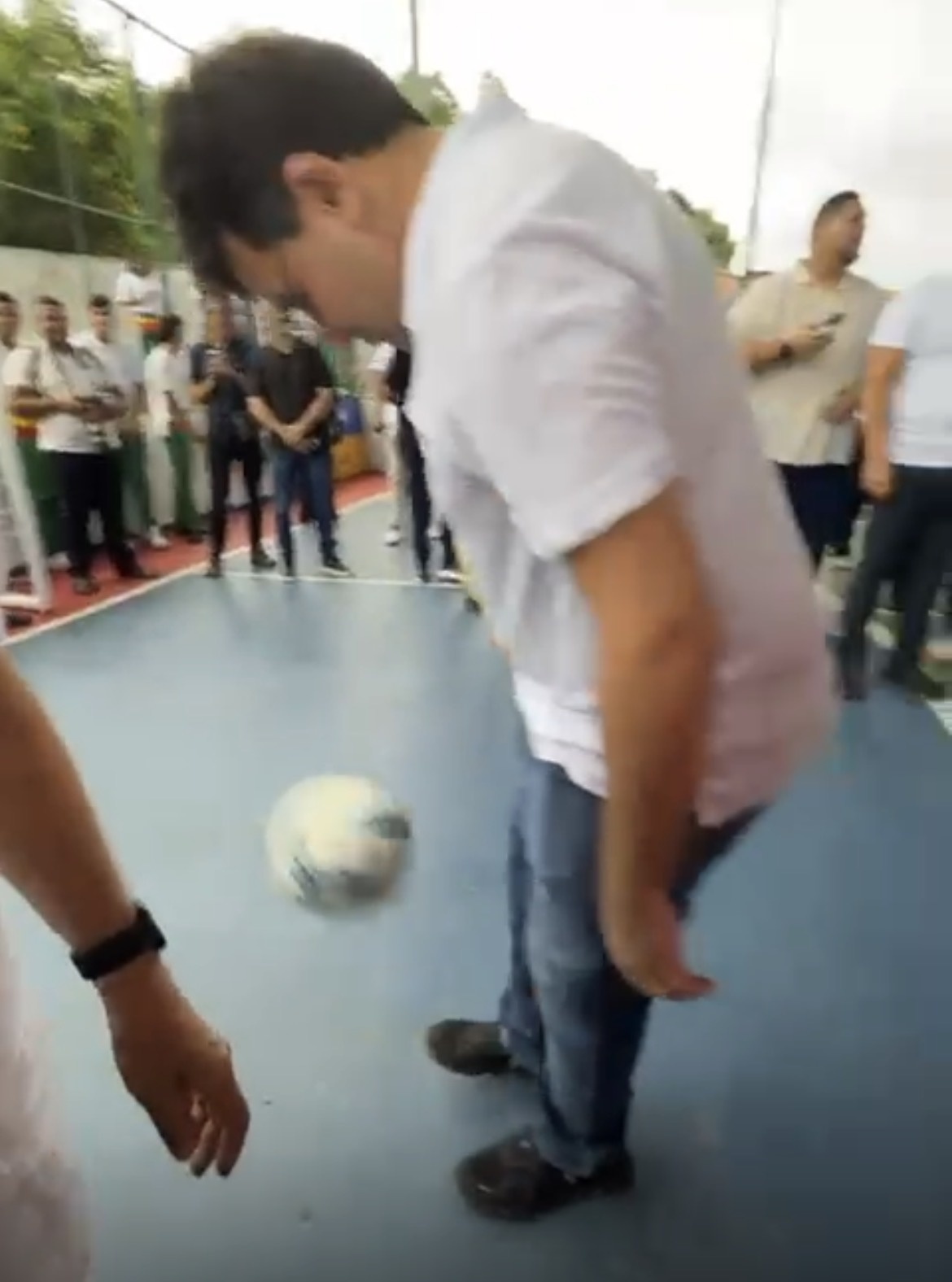 Júlio César em baixa nas pesquisas e Rafael nas embaixadinhas