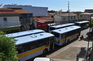Ônibus gratuitos começam a circular após falhas no transporte em Picos (Foto: Reprodução)