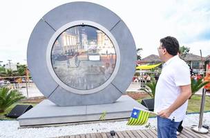 Rafael Fonteles: o portal de milhões de reais nos fundos da pousada da familia (Foto: Ascom)
