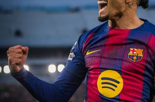 Raphinha vive grande momento no Barcelona (Foto: Divulgação / Barcelona)