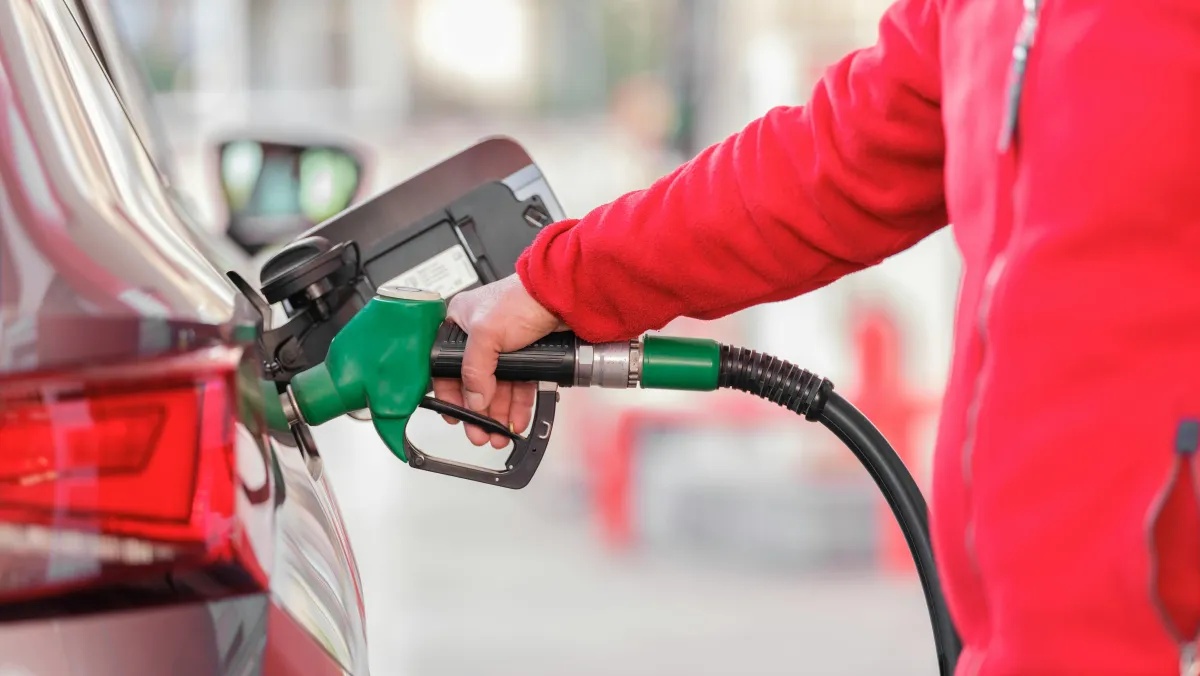 Reajuste da Petrobras eleva preço do diesel vendido às distribuidoras.