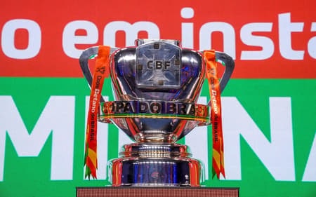 Taça da Copa do Brasil.