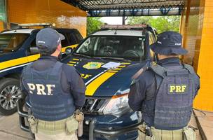 Abordagem em rodovia resulta na prisão de foragido da Justiça (Foto: Reprodução/PRF)