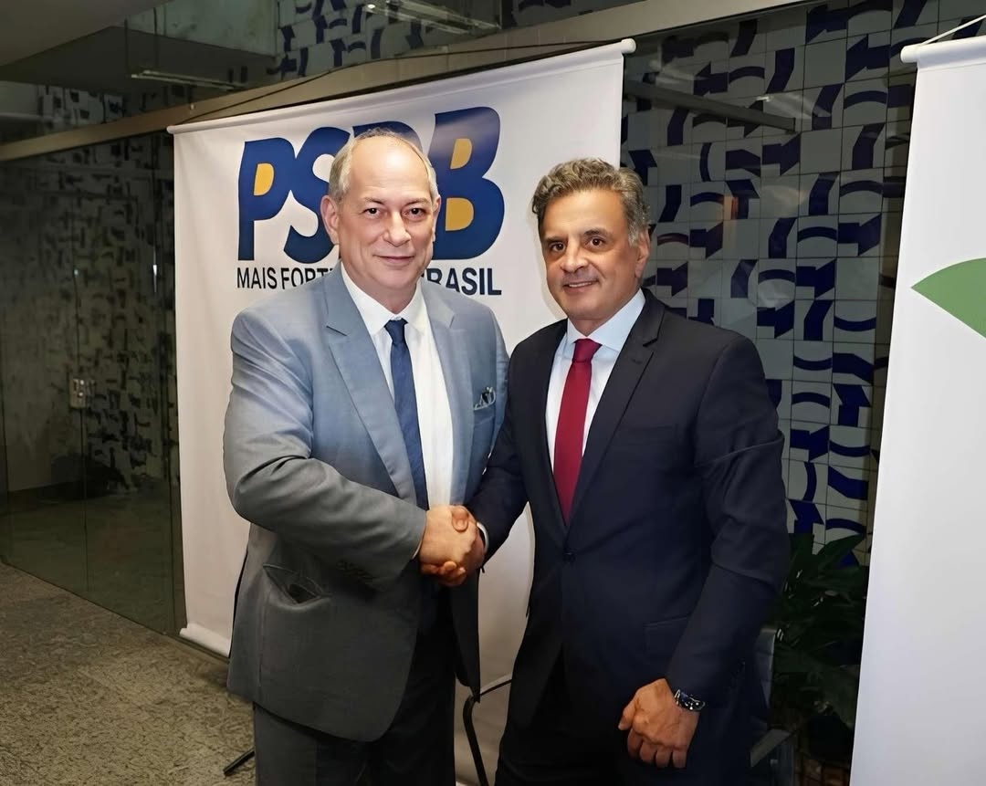Ciro recebeu convite de Aécio Neves para ser candidato à presidência